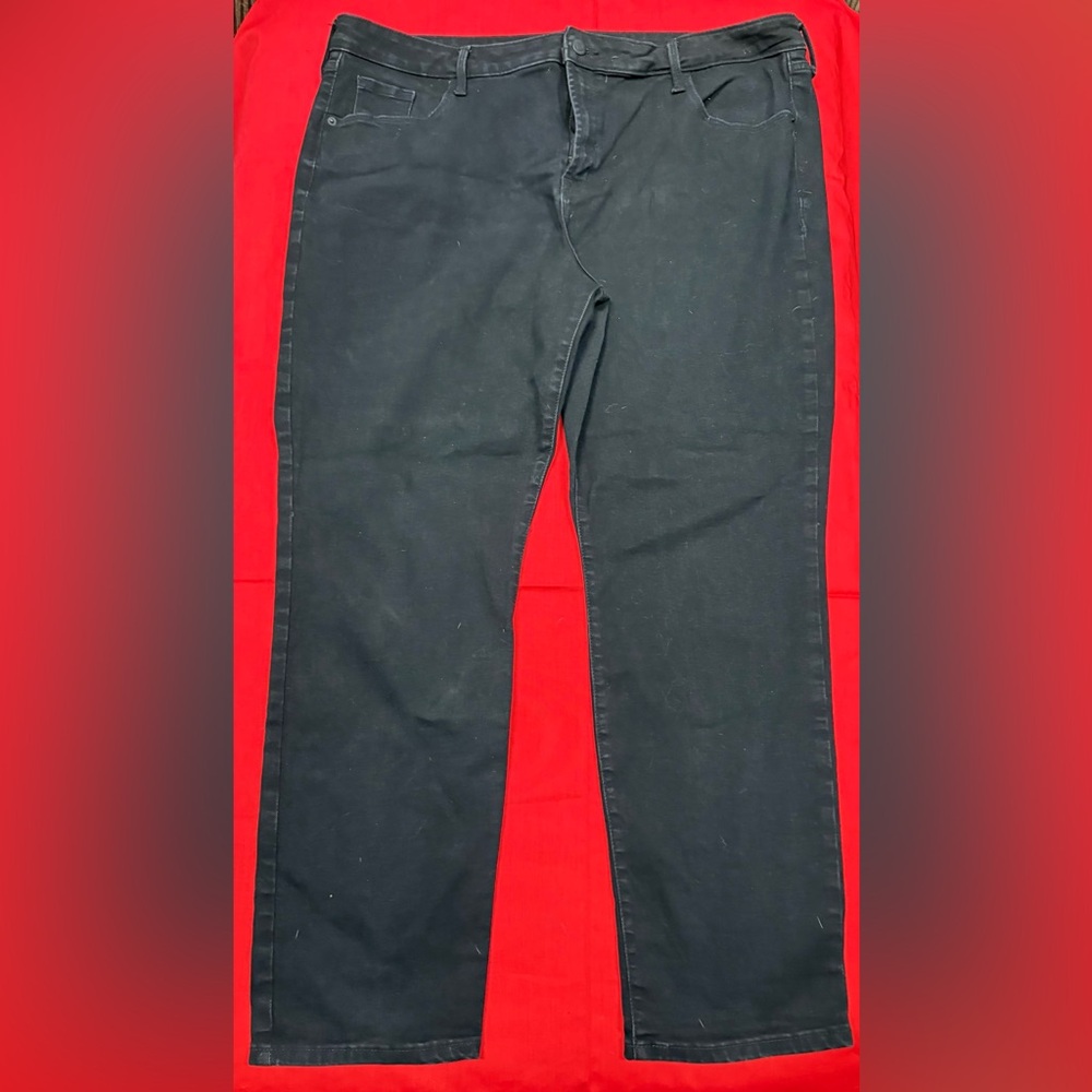 Old Navy Women's Power Slim Straight Leg Mid Rise Jeans - Black